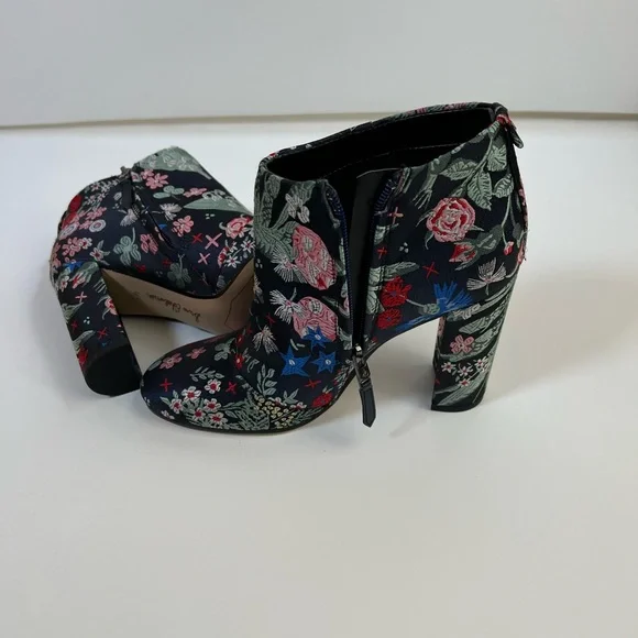 Sam Edelman Floral Embroidered Ankle Booties Block Heel Zip Sz 6.5 - Picture 9 of 16